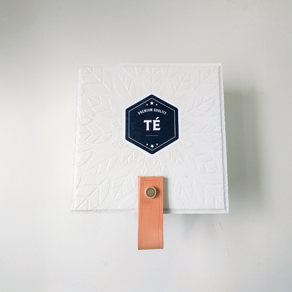 Caja de Té El Paseo (Tapa texturada) - Image 4